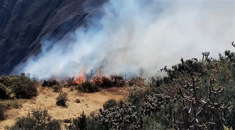 Ordenan Evacuaciones Por Incendios Forestales En Grecia Radio San