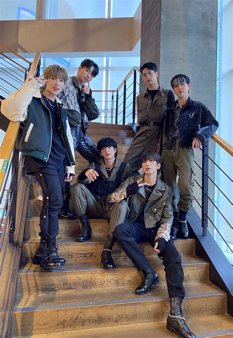 black level  announced   fancafe   fandom