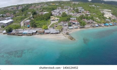 Kilo Lima Beach Luwuk Banggai Centre Stock Photo 1406124452 | Shutterstock