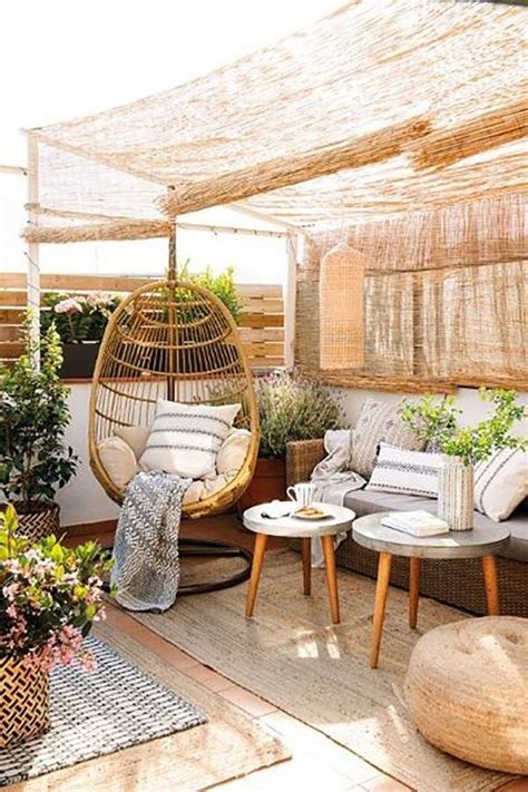 Small Outdoor Living Space