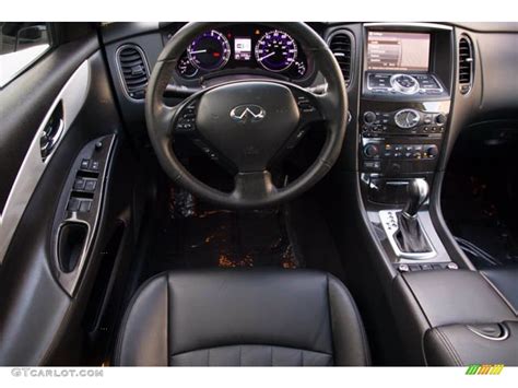 2017 Infiniti QX50 Standard QX50 Model Graphite Dashboard Photo ...