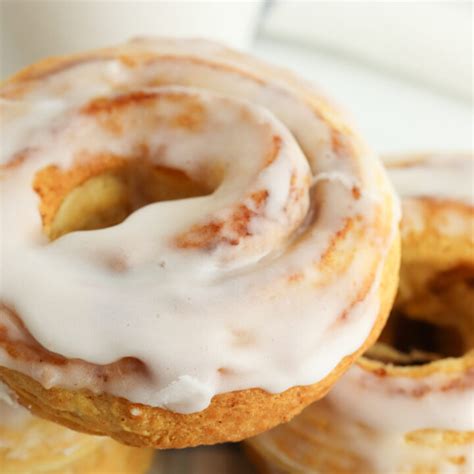 Cinnamon Roll Donuts