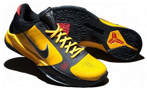 Kobe Bryant Shoes Pictures: Nike Zoom Kobe V (5) Bruce Lee - Game of ...