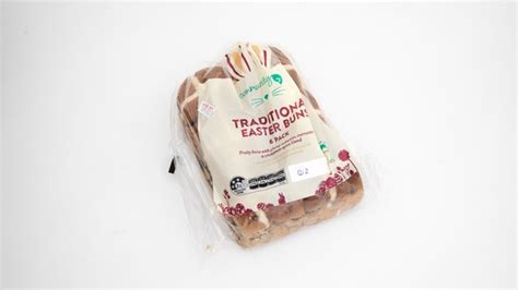 Woolworths Bakery Traditional Fruit Hot Cross Buns Review Hot Cross Buns CHOICE