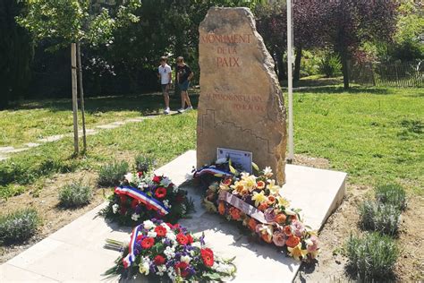 Inauguration D Un Monument Pour La Paix Et Des Victmes Des Guerres Du