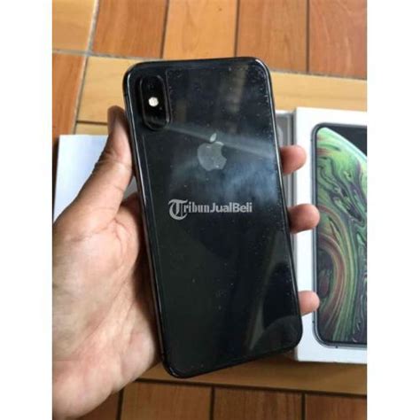 HP IPhone XS 64 GB Bekas Siap Pakai Harga Nego Warna Hitam Di Madiun