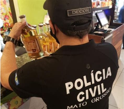 Restaurante confessa venda de cachaça pirata após ser processado em