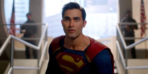 Tyler Hoechlin's Superman Returns to Supergirl in Season Finale | Geekfeed