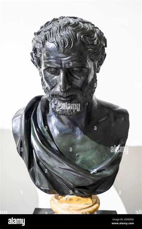 Democritus atomic theory hi-res stock photography and images - Alamy