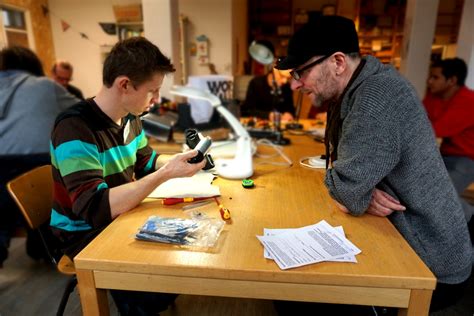 Ein Besuch im Reparatur Café wie funktioniert das eigentlich