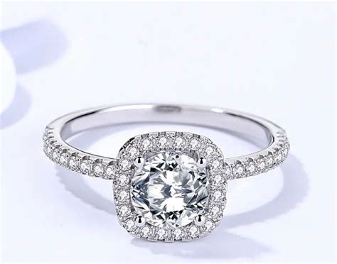 1 Ct Moissanite Ring Engagement Ring Diamond Like Womens Fashion