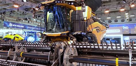 New Holland Presenta La Cosechadora Cr En Agritechnica