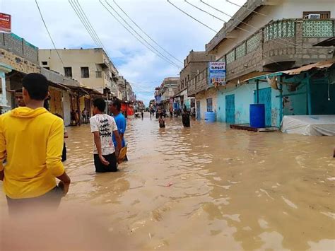 إعلان مناطق بقصيعر حضرموت مناطق منكوبة والسيول تحاصرها من جميع