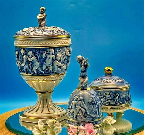 VINTAGE E B R CAPODIMONTE Porcelain Nude Cherubs Urn Vase Sugar Bowl And Bell EUR