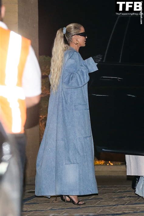 Khloe Kardashian Nude OnlyFans Leaks Fappening FappeningBook