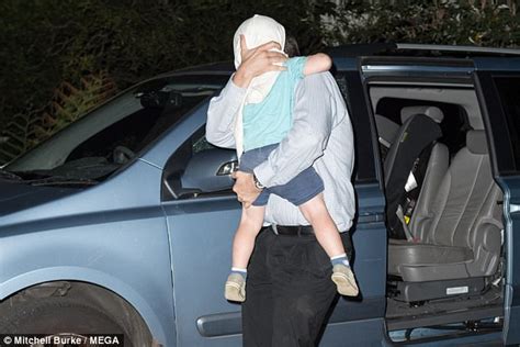 Father Of Boy Locked In Hot Car In Sydney Forgot About Son Daily Mail Online