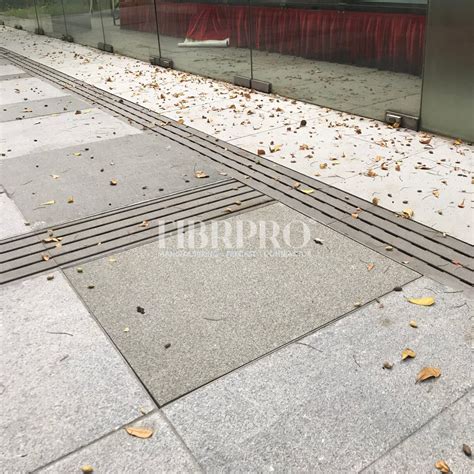 Reinforced Stone Landscape FRP GRP En124 Channel Manhole Grating