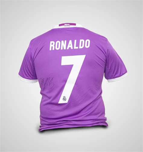 Camisola De Cristiano Ronaldo Do Real Madrid Autografada Pelo Jogador