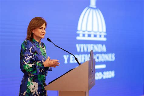 Vicepresidenta Pe A Y Ministro Bonilla Juramentan Al Primer Grupo De