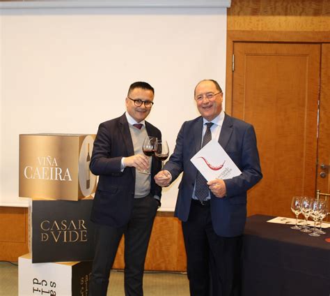 Carlos Moro y José González en la Presentación Bodegas Familiares