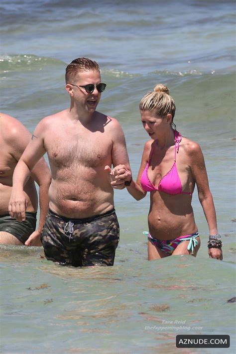 Tara Reid Sexy Seen In A Pink Bikini As She Hits The Beach With Friends In Miami Aznude