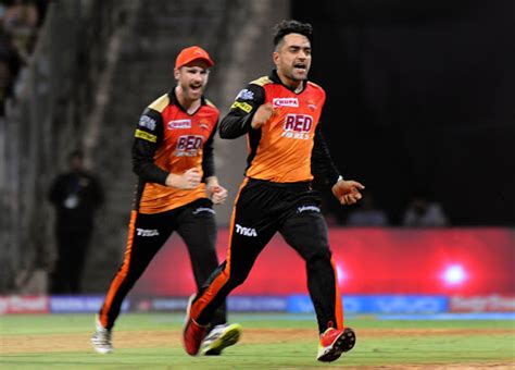 Top 5 Best Bowling Performances of Rashid Khan In IPL