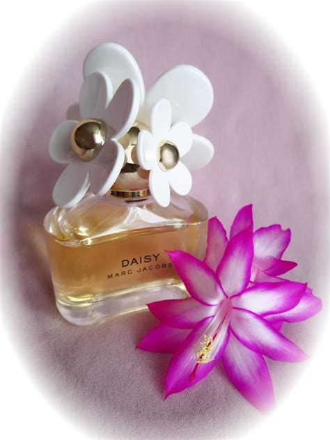 Daisy Marc Jacobs perfume - a fragrance for women 2007