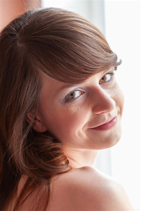 Erotic Beauty Performed By Tyna Naked Pics CoedCherry