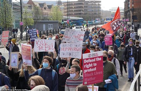 Protesters Clash With Riot Police And Block M32 At Kill The Bill March