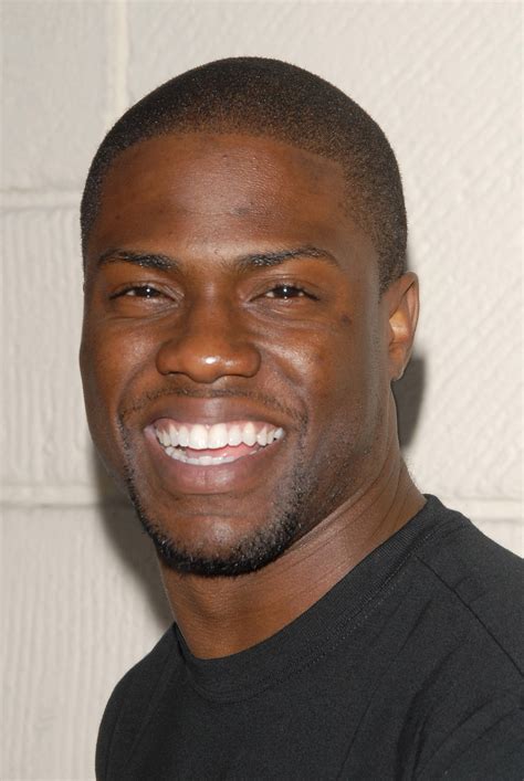 Kevin Hart Joins 'Modern Family' - Essence | Essence