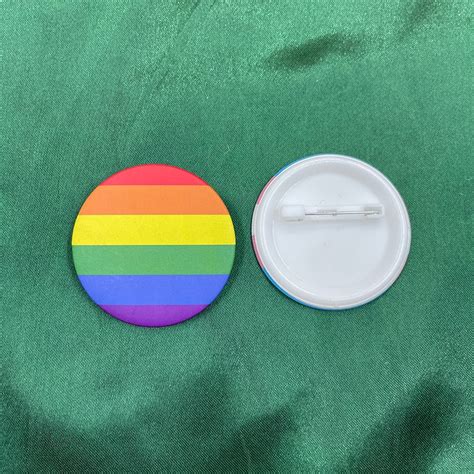 Arco Iris Insignia Broche Gay LGBT Pride Banner Insignia Acrílico Rainbow homosexual Shopee Chile