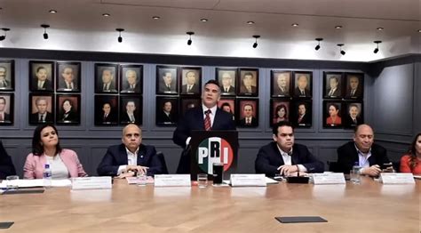 PRI decide expulsar a Osorio Chong Ruiz Massieu y Eruviel Ávila