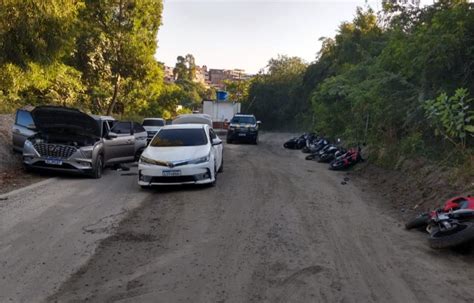 VÍdeo Tiroteio No Complexo Da Penha Deixa Mais De 10 Mortos Super