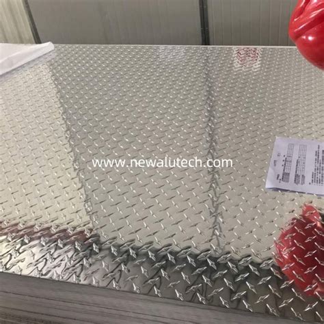 Wholesale Checkered Five Bar Tread Diamond Aluminum Sheet For Floor