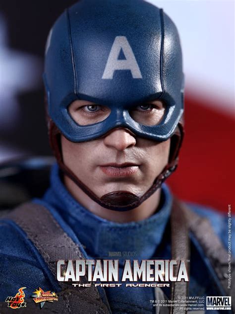 Hot Toys Reveals Incredible Captain America Collectible Action Figure Geektyrant