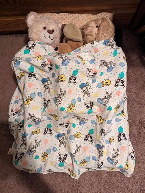 Made a little makeshift bed for my buddies : r/buildabear