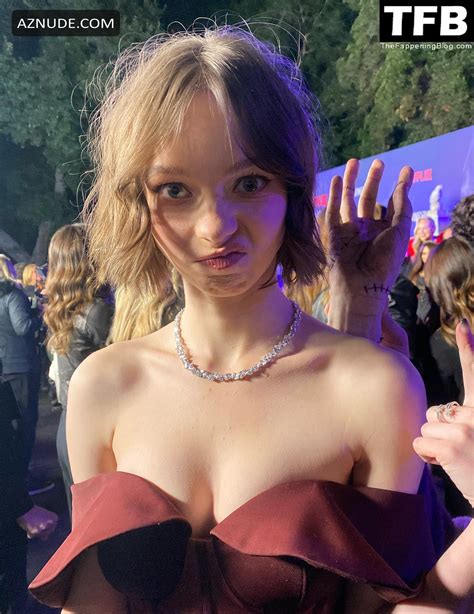 Emma Myers Sexy And Hot Photos Collection AZNude