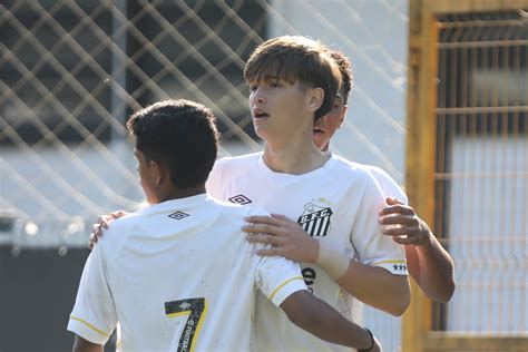 Santos FC vence São José por 3 a 1 pelo Paulista Sub 15 e empata no Sub