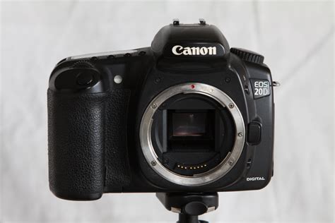 The Loonie Photography Page: Test of Time Review: Canon EOS 20D