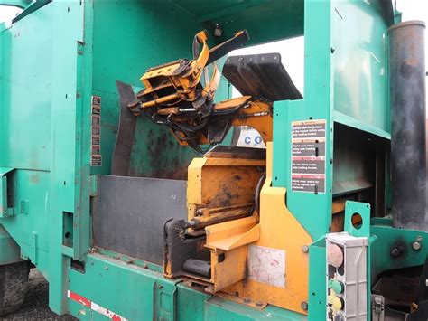 2008 Ccc Refuse Truck Kenmore Heavy Equipment Contractors Equipment And Vehicles Online