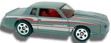 Hot Wheels Decades 86 Monte Carlo SS Universo Hot Wheels