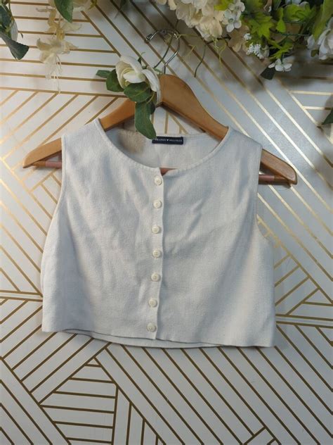 BRANDY MELVILLE Women S Athelia Cropped Button Up Tank Top White Size