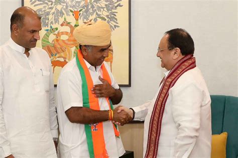 BJP National President Shri J.P. Nadda met with newly joined leaders ...