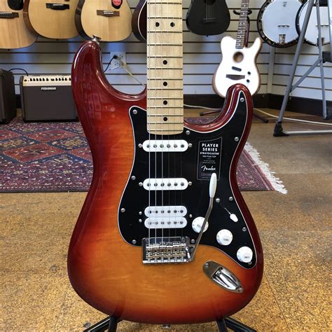 Fender Player Stratocaster HSS Plus Top Aged Cherry Burst W Maple