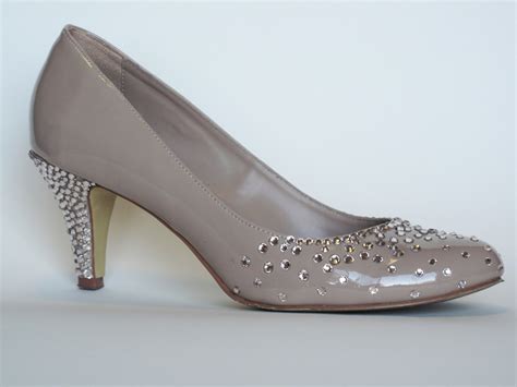 DiscoToes How To Wear Nude Pumps