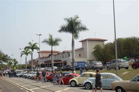 Encontro Anual De Carros Antigos Re Ne Ve Culos No Centro Cultural