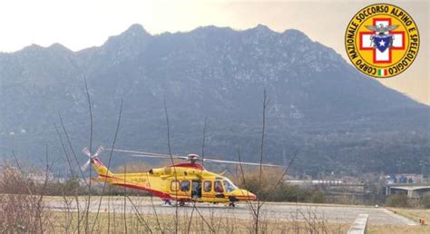 Lecco Colpito Da Scarica Di Sassi Durante Arrampicata In Montagna