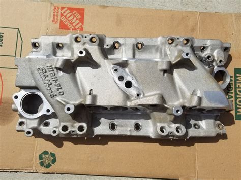 Sold Edelbrock High Flo Tpi Lower Intake Manifold Base Third