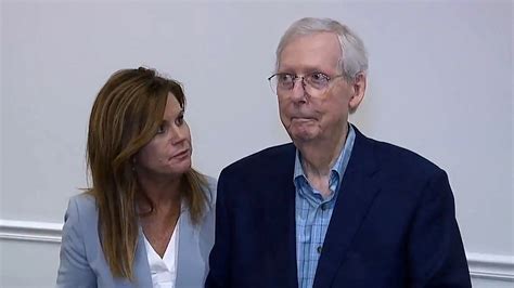 Mitch McConnell May Be Experiencing Small Seizures, Doctors Suggest ...