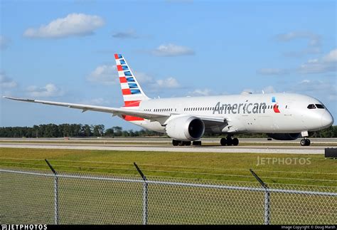 N815AA Boeing 787 8 Dreamliner American Airlines Doug Marsh